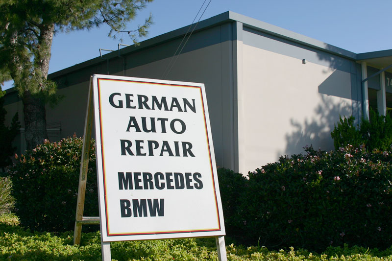 German Autowerkstatt San Diego Sign